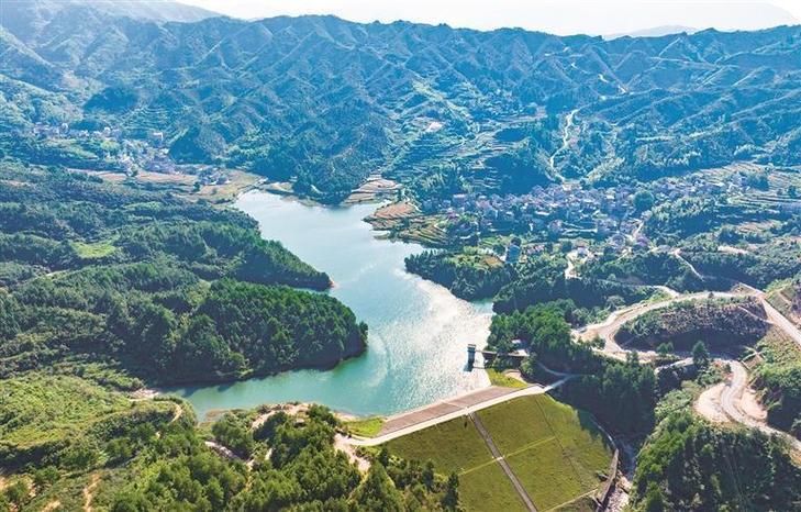 一张图看懂江西上饶横峰县今日活动轨迹:上饶横峰县是哪个市