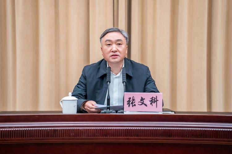 【专家:浙江省舟山市岱山县每年或现多个感染高峰_浙江省舟山市岱山县疫情发展情况】