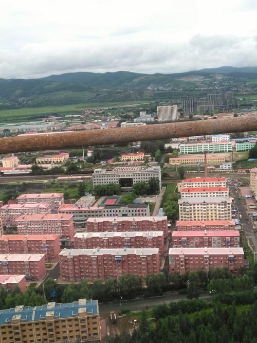 【专家:鸡冠区每年或现多个感染高峰_鸡冠区概况】