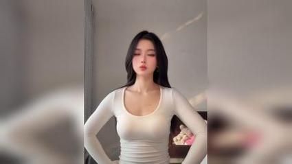 狂躁美女BBBBBB视频:狂躁美女BBBBBB视频(运营)自助运营教程V.43.86.44.79